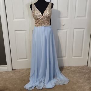 Morgan & Company Women's Blue & Tan Beaded Evening Gown Dress Size 3/4 Prom